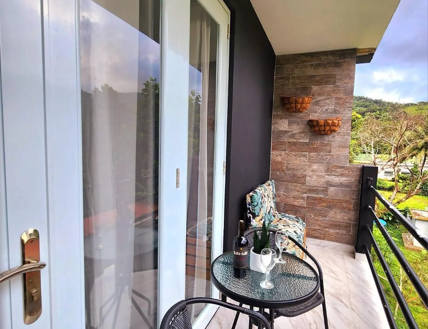Apartament Cueva Las Paylas 1 A 15 Minutos De La Playa Luquillo 0*,  Portoryko